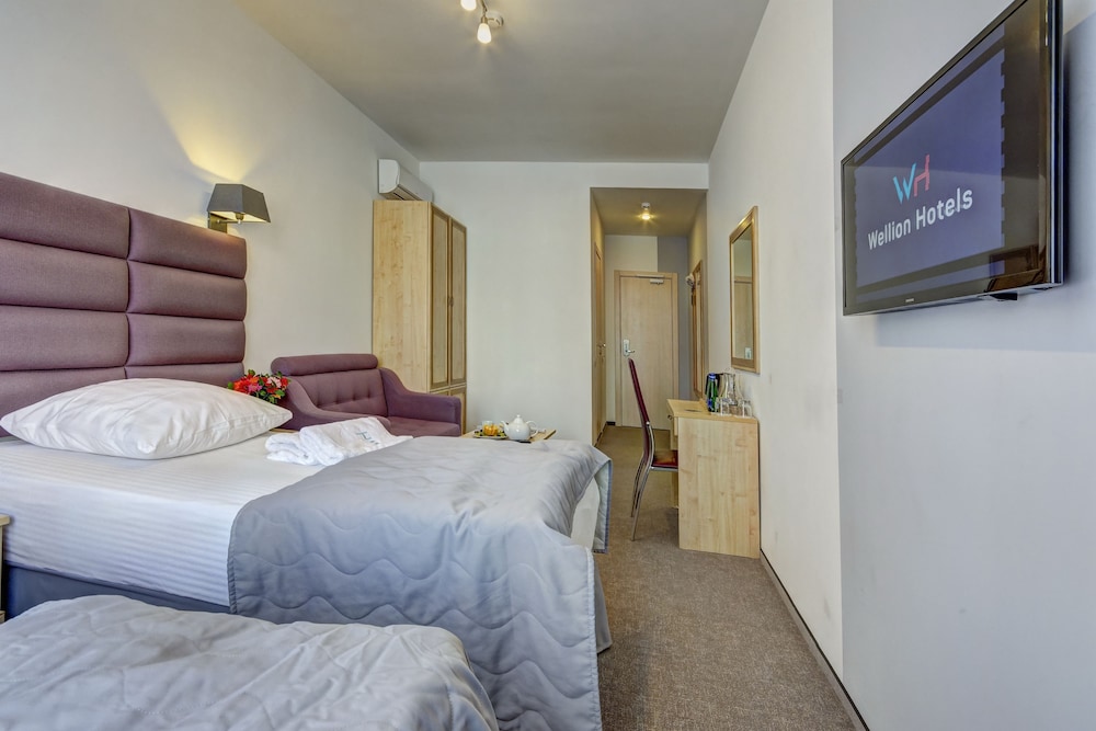 Deluxe Twin Room photo 1
