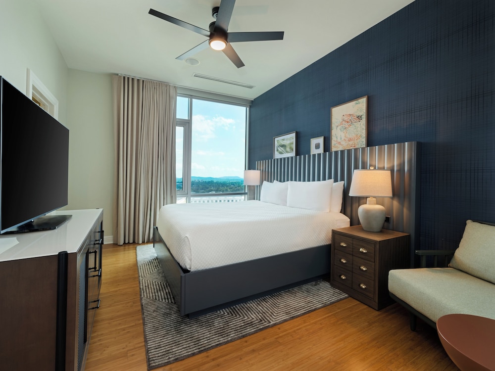 Suite, 2 Bedrooms photo 1