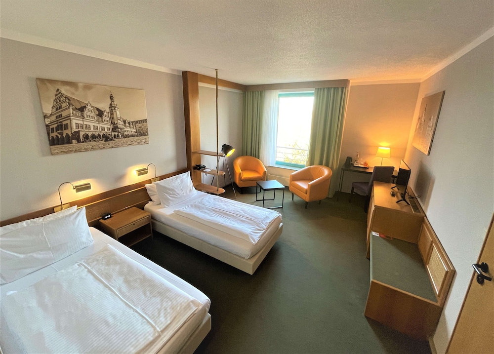 Classic Room, 2 Twin Beds - Photo 3