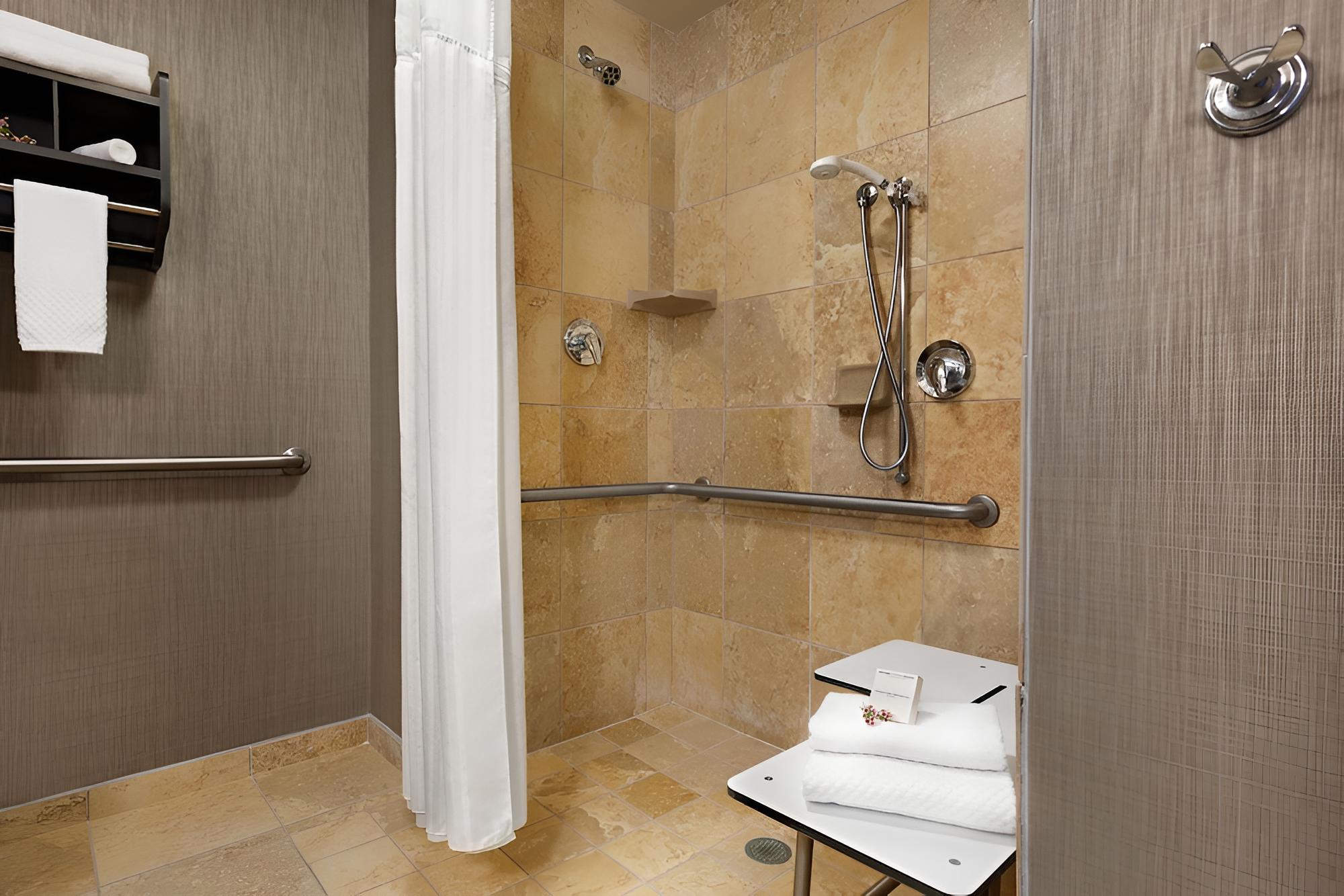 Room, Accessible, Bathtub (Parlor) - Photo 3