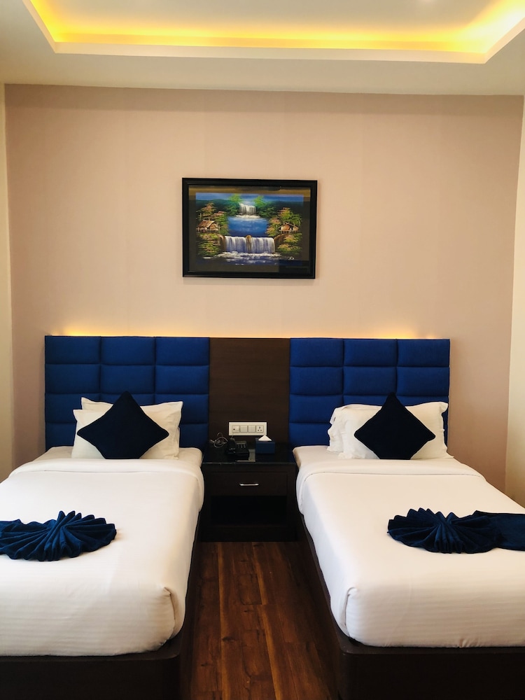Executive Twin Room - Photo 1