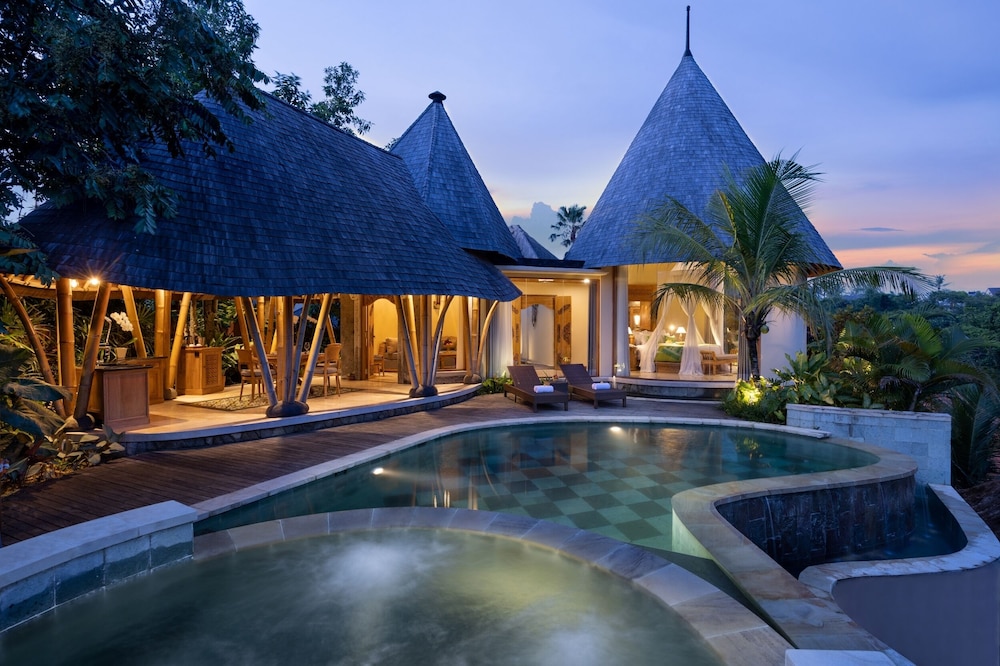 Luxury Royal Private Pool Villa with Jacuzzi with Daily Afternoon Tea photo 1