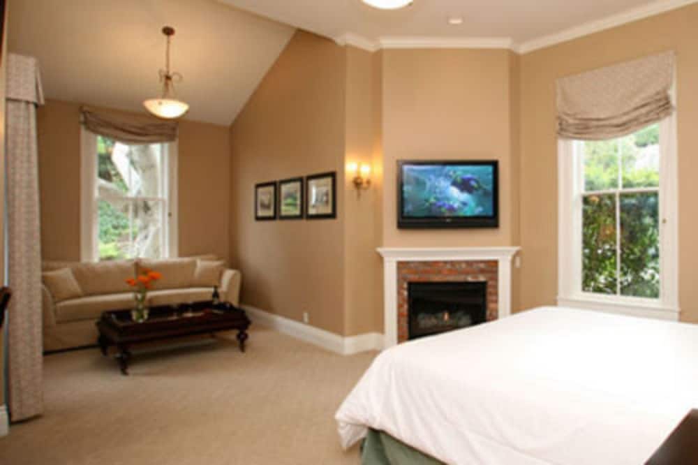 The Buckeye Room photo 2