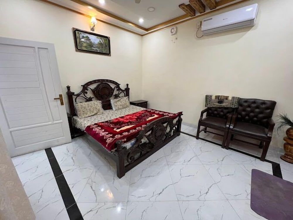 Deluxe Double Room photo 3
