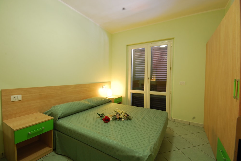 Standard Apartment - Photo 2