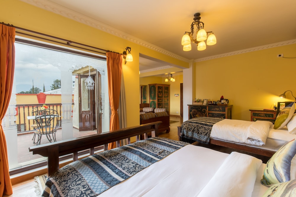 Royal Suite photo 2