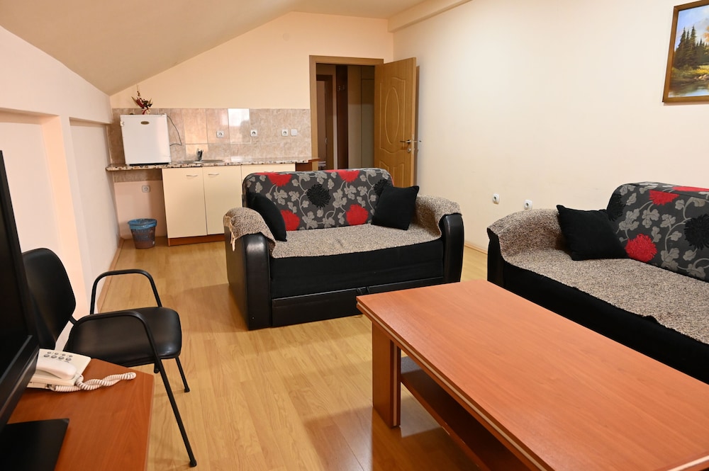 Basic Suite, City View photo 2