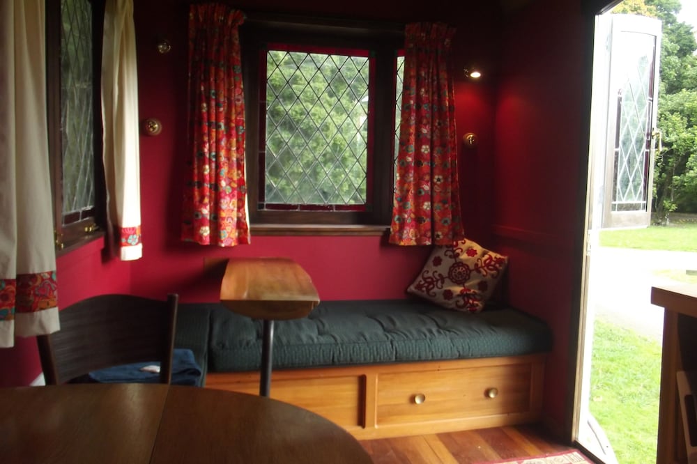 Comfort Cabin, 1 Queen Bed photo 1