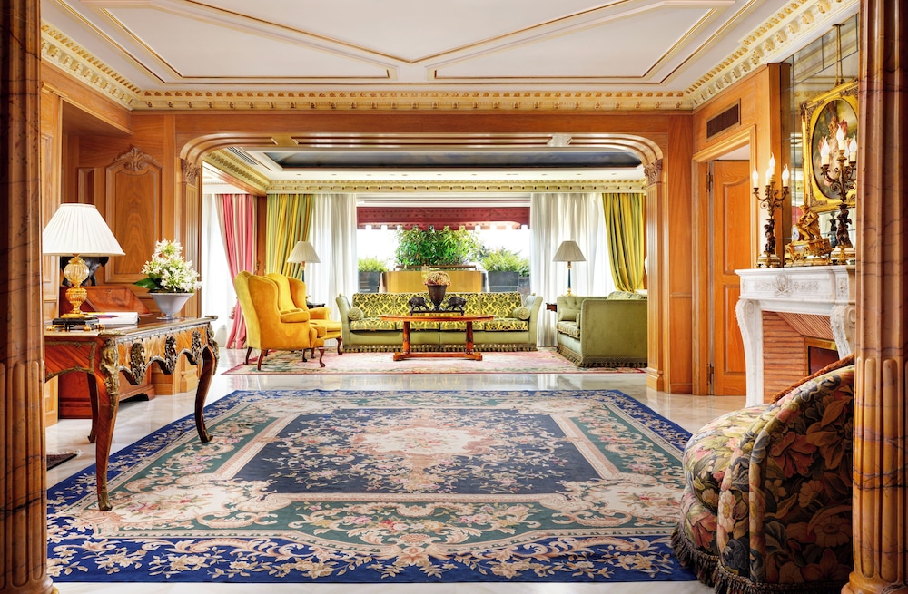Royal Suite