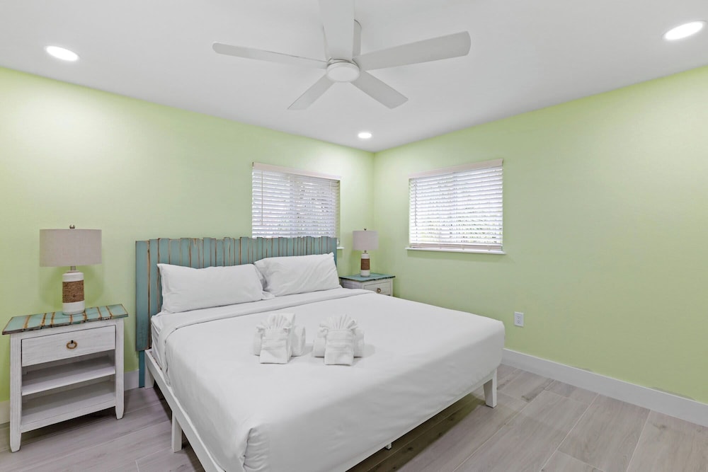 Double Room, Private Bathroom (PIRATES COVE )