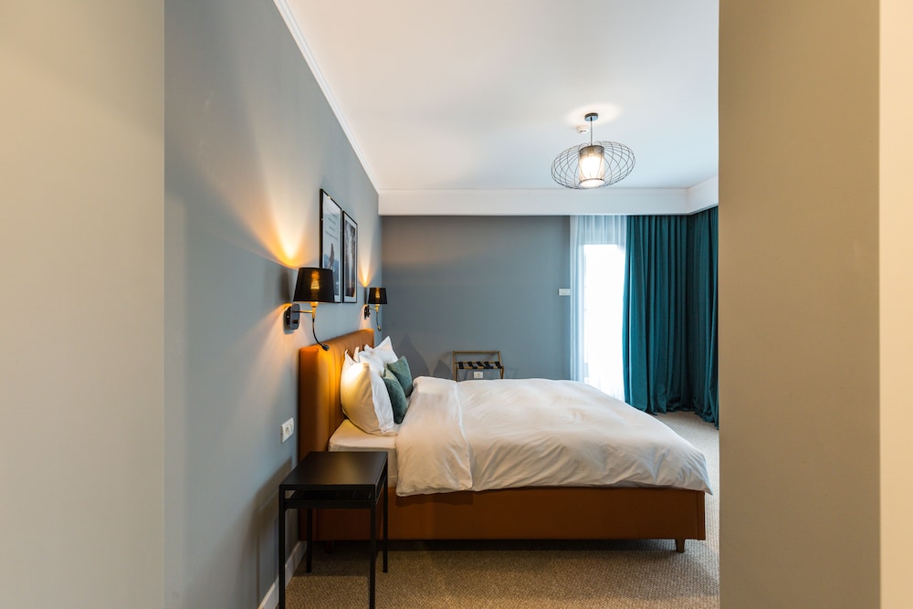 Executive Double Room, Balcony, City View photo 2
