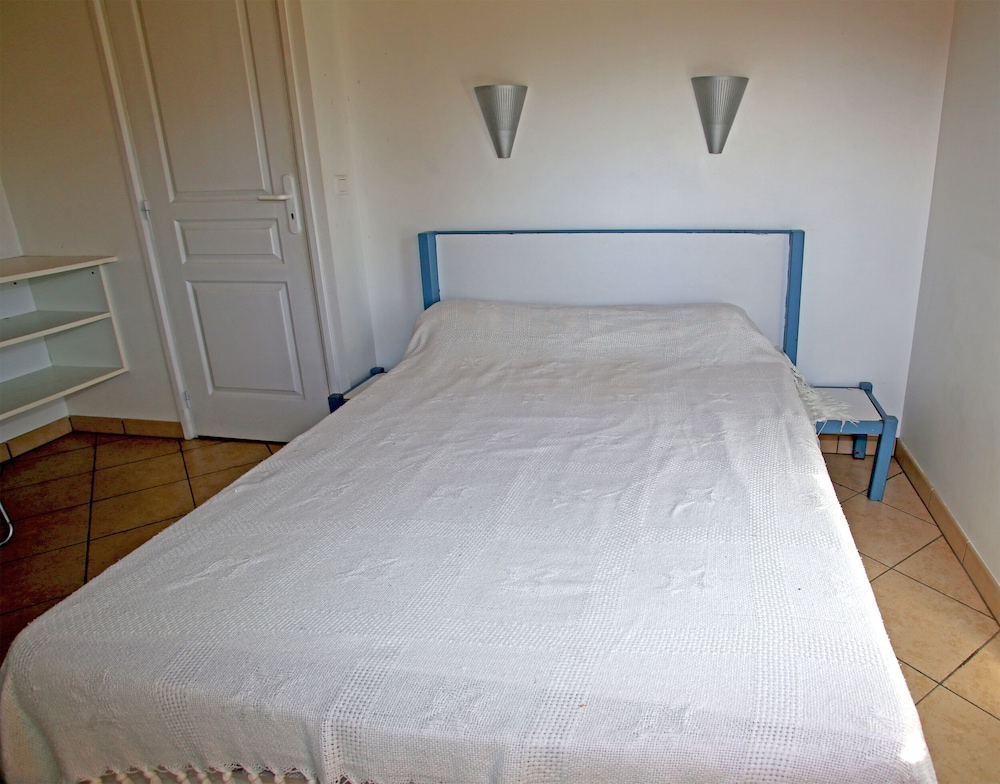 Apartment (2 People)