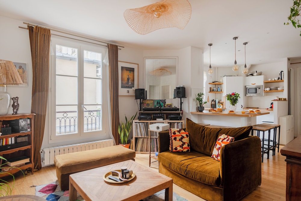 Classic Apartment photo 1