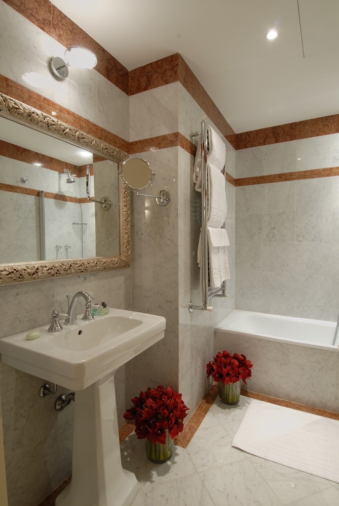 Double Room Single Use