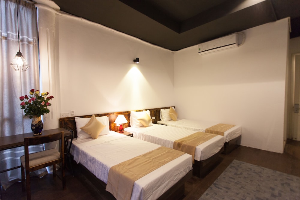 Luxury Triple Room
