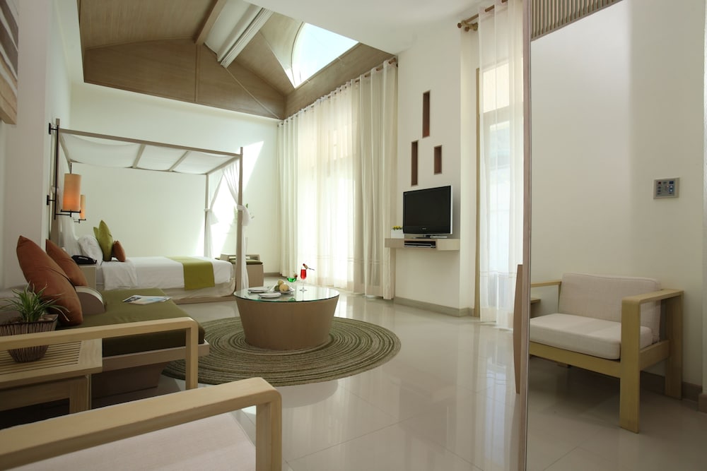 Villa, 1 King Bed, Terrace (Plunge pool) - Photo 2