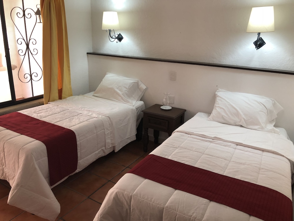 Single Room, 2 Twin Beds photo 1