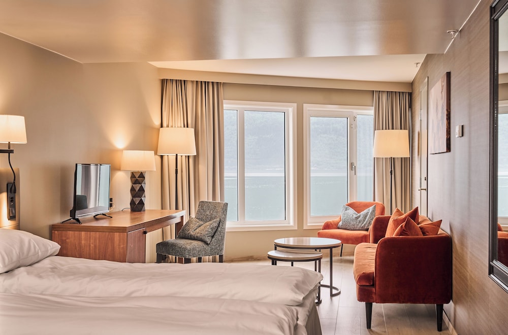 Standard Twin Room - Photo 1