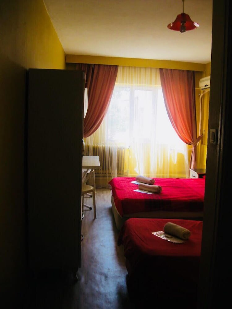Standard Double Room photo 2