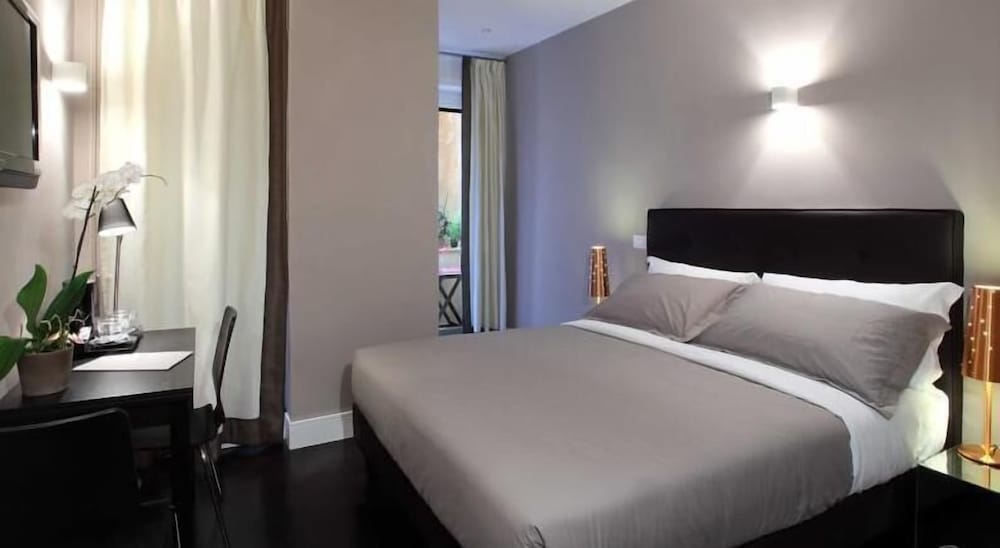 Deluxe Double Room, 1 Double Bed photo 1