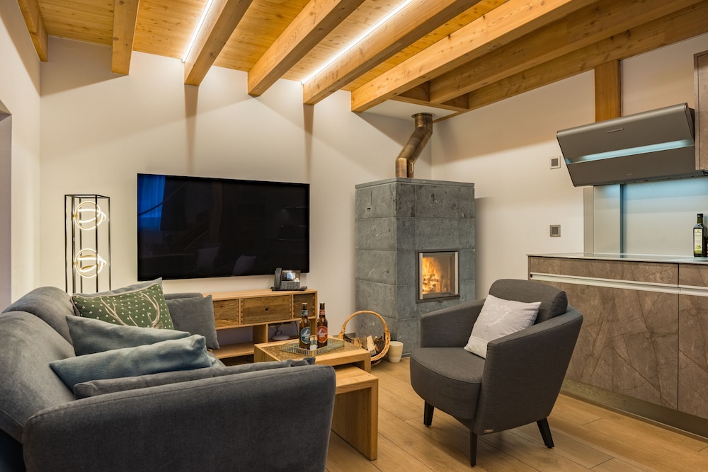 Deluxe Chalet