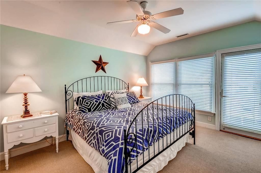Family House, 4 Bedrooms, Ocean View, Sea Facing photo 1