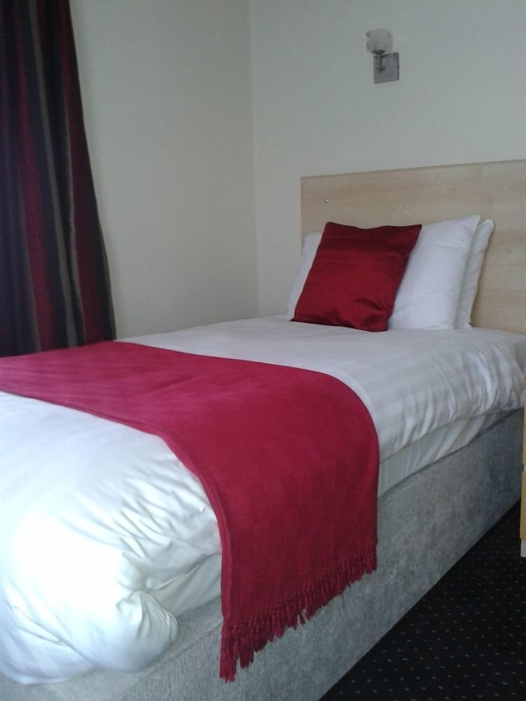 Comfort Single Room, City View