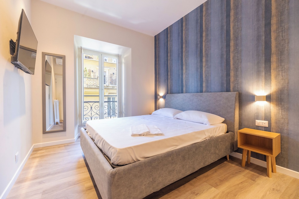 Superior Double Room, City View