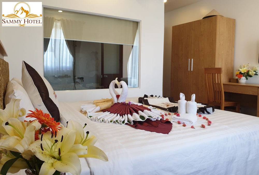 Deluxe Double Room Single Use photo 2