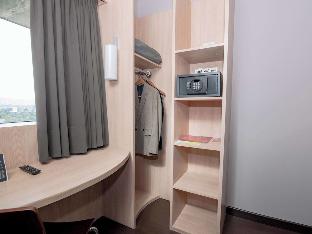 Room, Multiple Beds photo 2