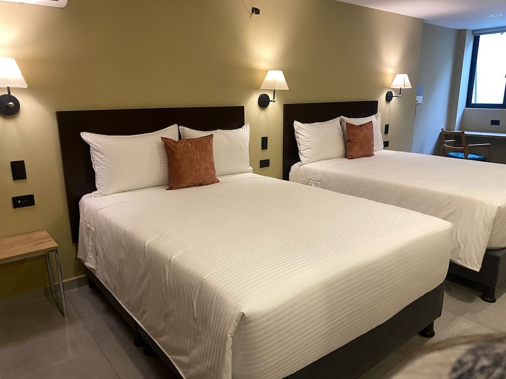 Classic Twin Room, 2 Double Beds, City View