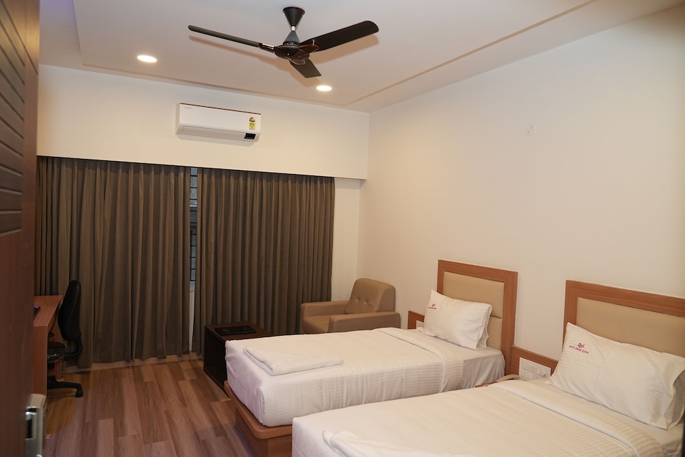 Executive Double or Twin Room photo 3