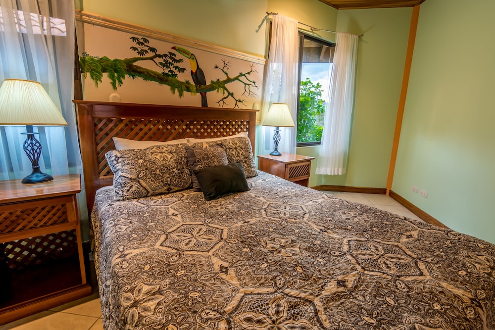 Luxury Villa, 2 Bedrooms, Pool View photo 3