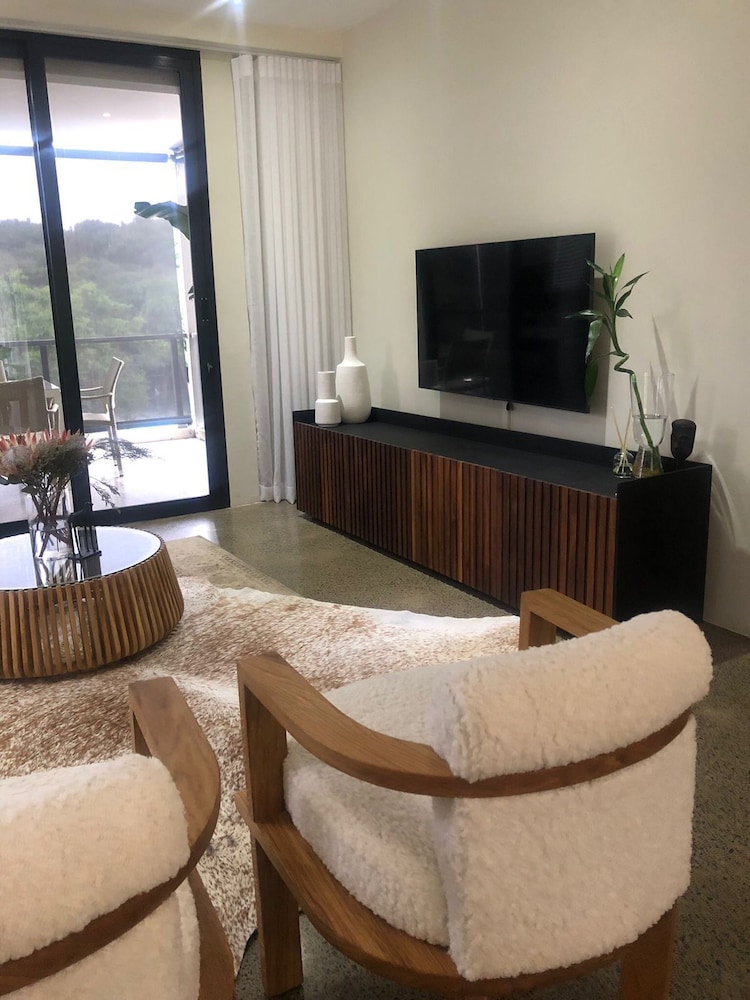 Luxury Apartment, 2 Bedrooms, Non Smoking