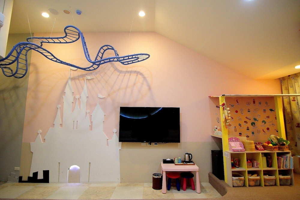 Family Quadruple Room, 1 Bedroom, Non Smoking photo 2