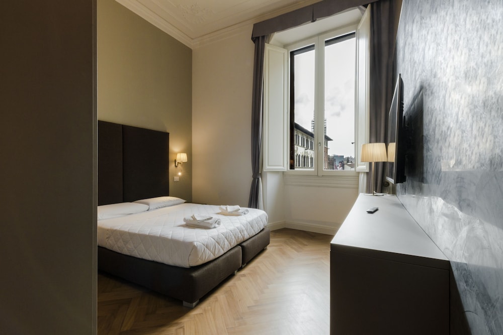 Superior Suite, 1 King Bed with Sofa bed