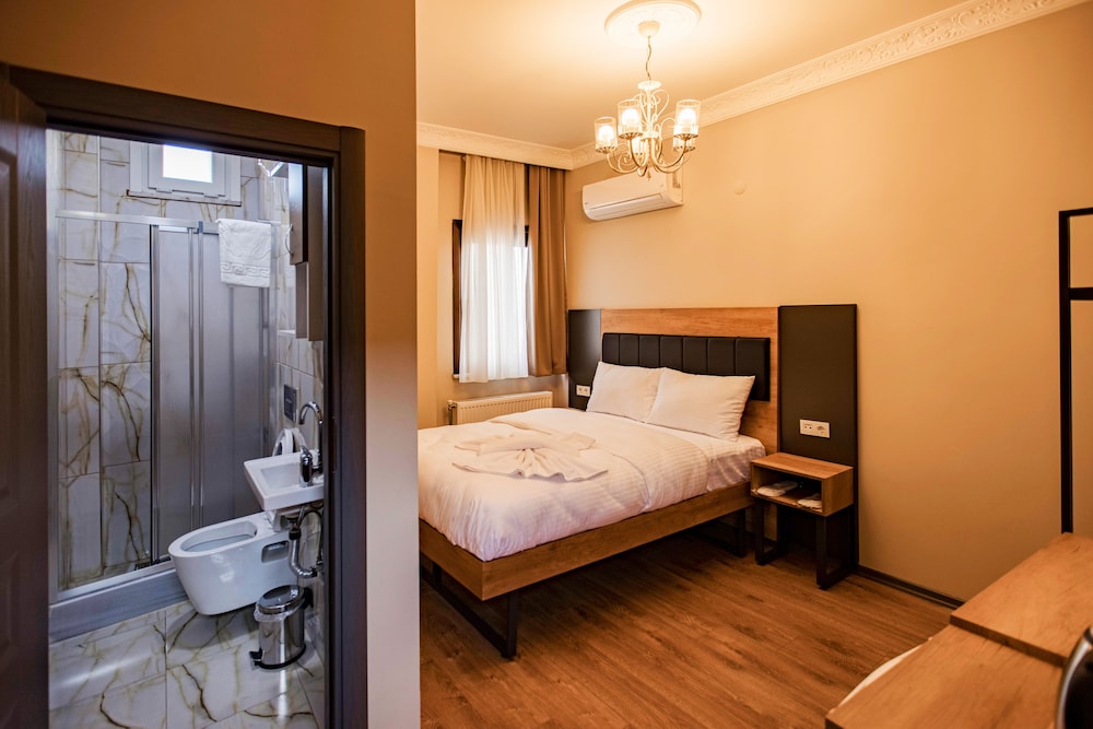 Deluxe Double Room photo 3