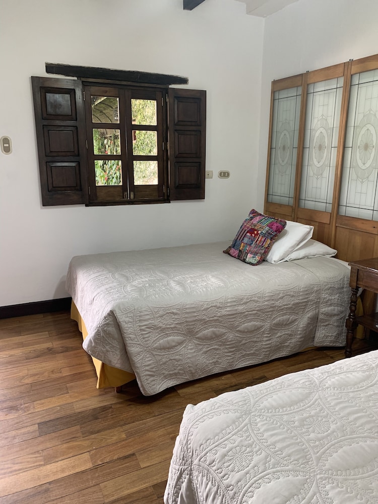 Deluxe Twin Room photo 3