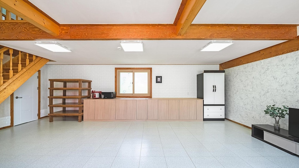 Basic Room, 1 Bedroom (Dokchae(separateroom)) - Photo 18