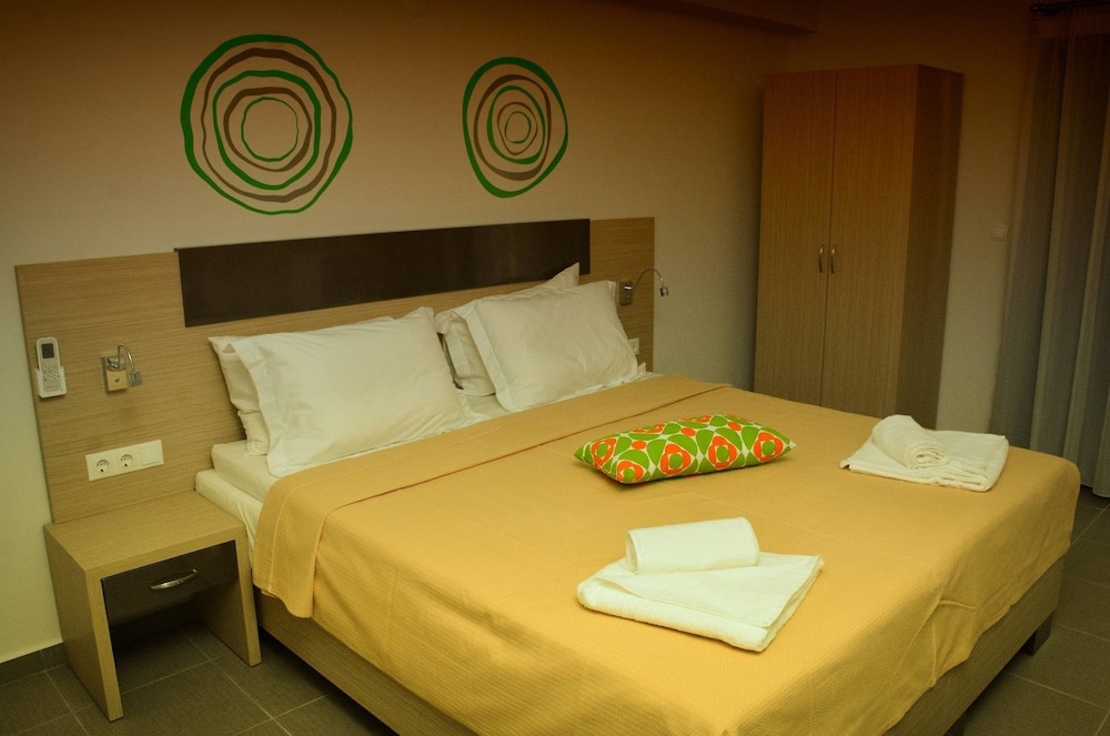 Deluxe Double Or Twin Room, Mountain View photo 3