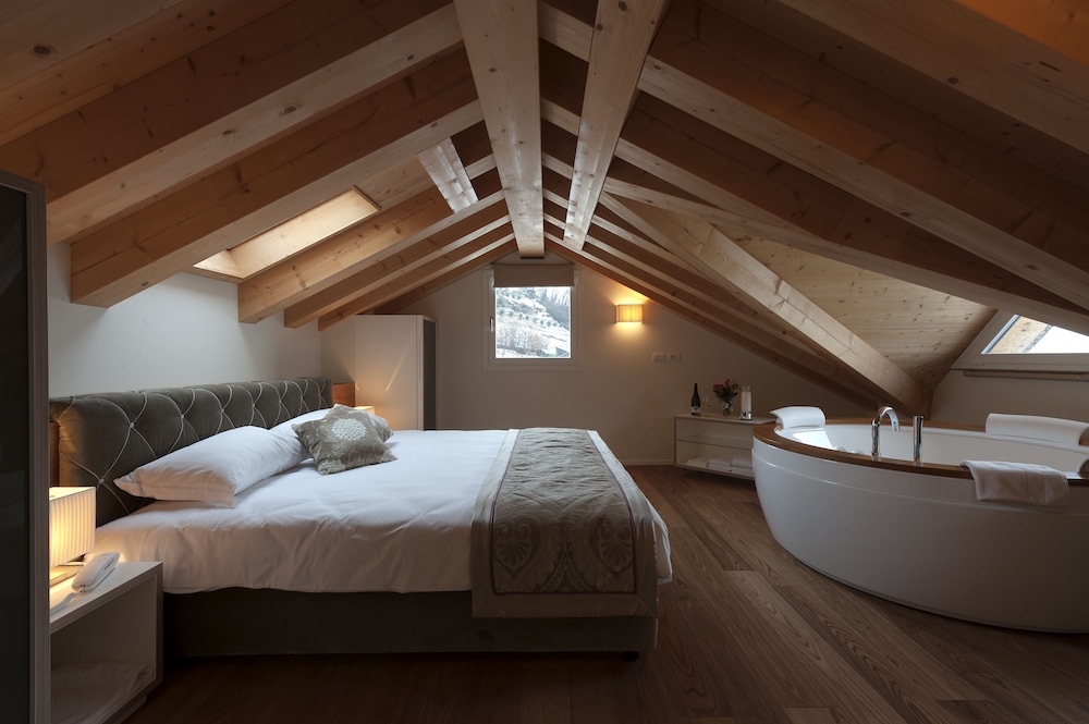 Panoramic Suite