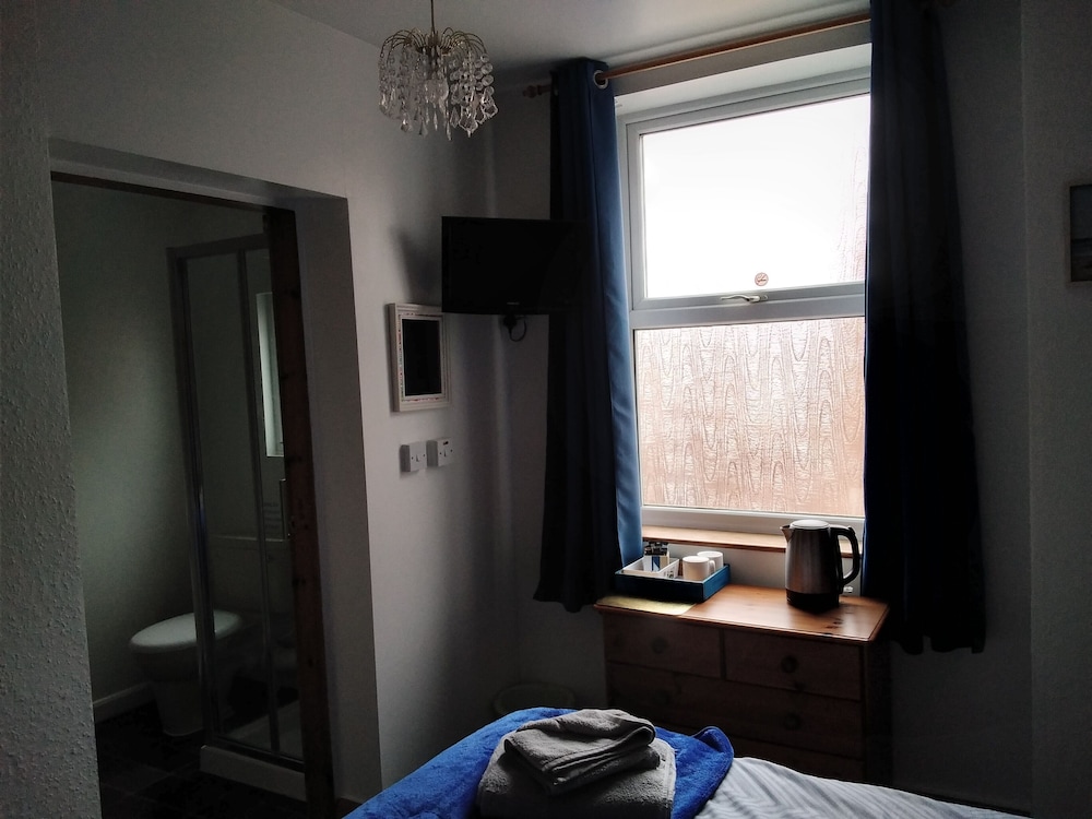 Double Room, Ensuite (Room 4) photo 3
