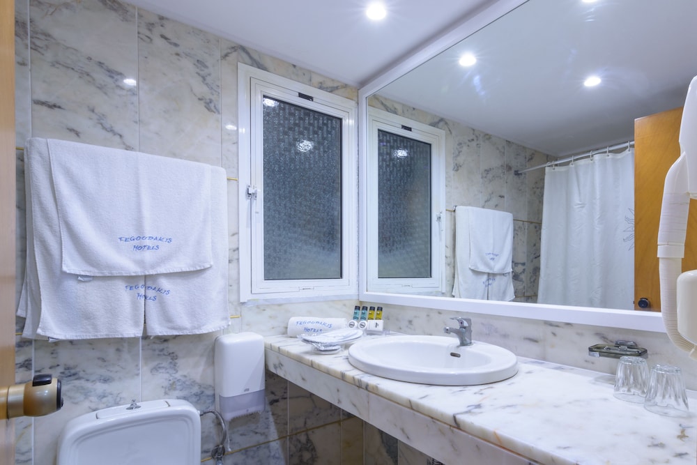 Standard Double Room, Garden View - Photo 4