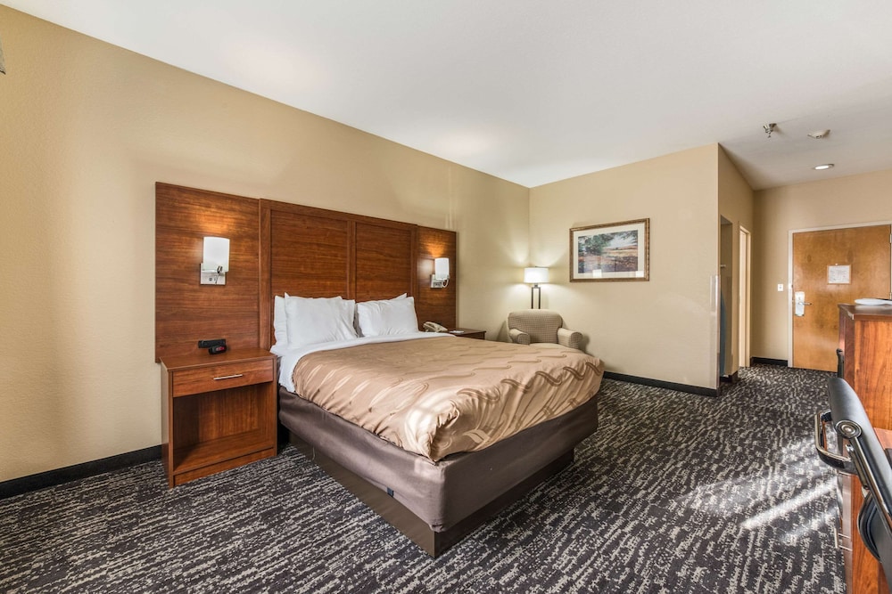 Room, 1 Queen Bed, Accessible, Non Smoking - Photo 4