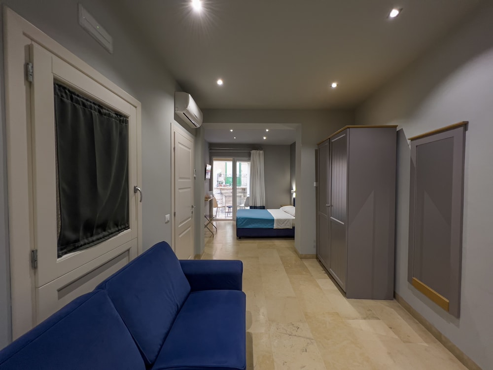 Junior Suite, 1 Queen Bed, Non Smoking photo 2