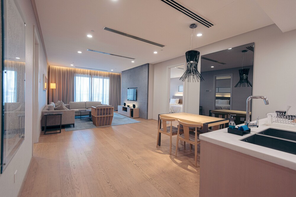 Premier Apartment, 2 Bedrooms, Balcony