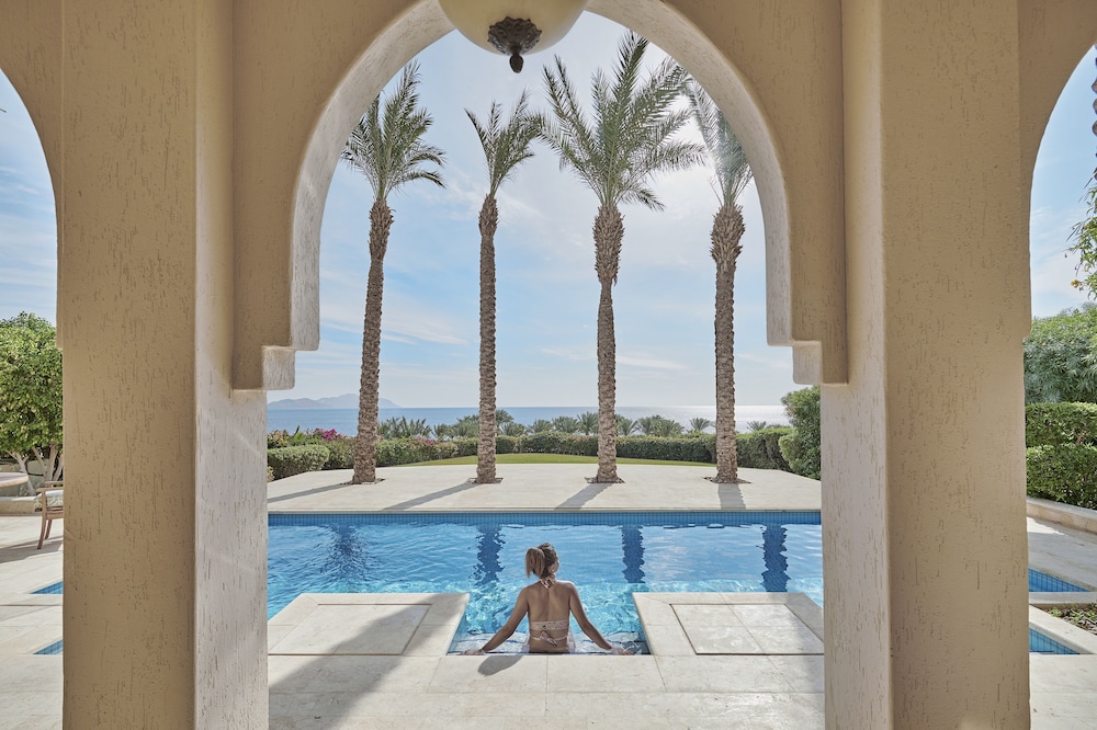 Suite with Sea View