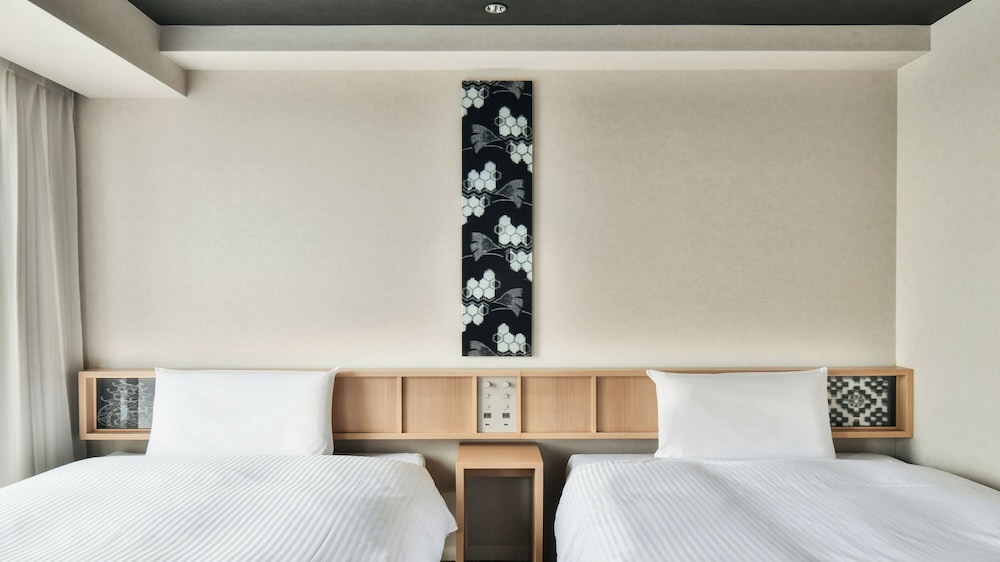 Superior Room For 3 guests, Non Smoking - Photo 10