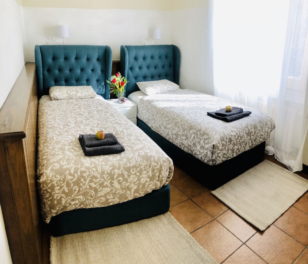 Basic Double or Twin Room photo 2