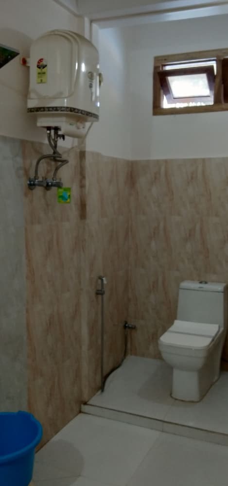 Executive Room - Photo 2